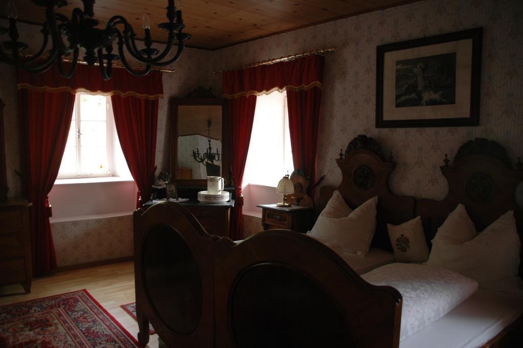 Romantikhaus Hufschmiede Hotel เองเกลฮาร์ทส์เซล ภายนอก รูปภาพ