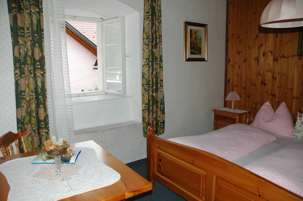 Romantikhaus Hufschmiede Hotel เองเกลฮาร์ทส์เซล ภายนอก รูปภาพ